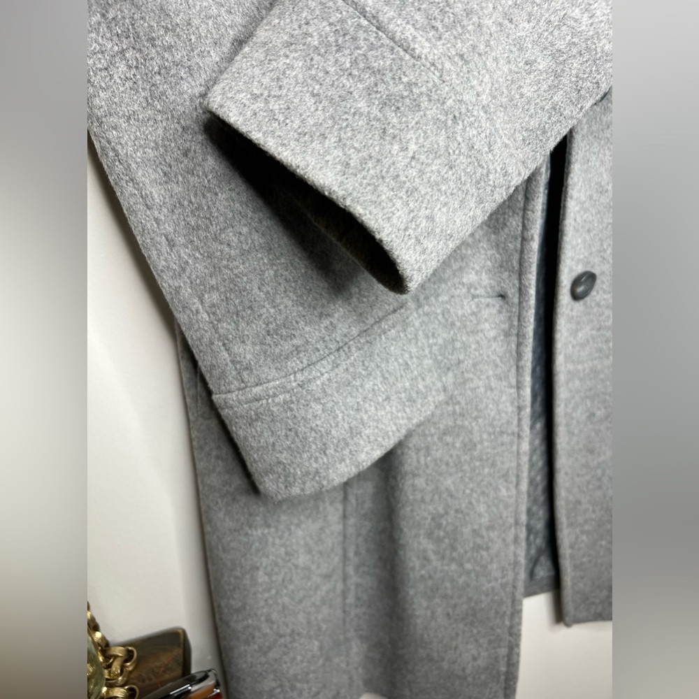 Anne Klein lambswool & cashmere long coat. Size 8. Gray with satin soft lining. - Picture 3 of 8